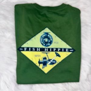 Fish Hippie Men’s Fly Spin Green Short Sleeve T-Shirt. NWT.